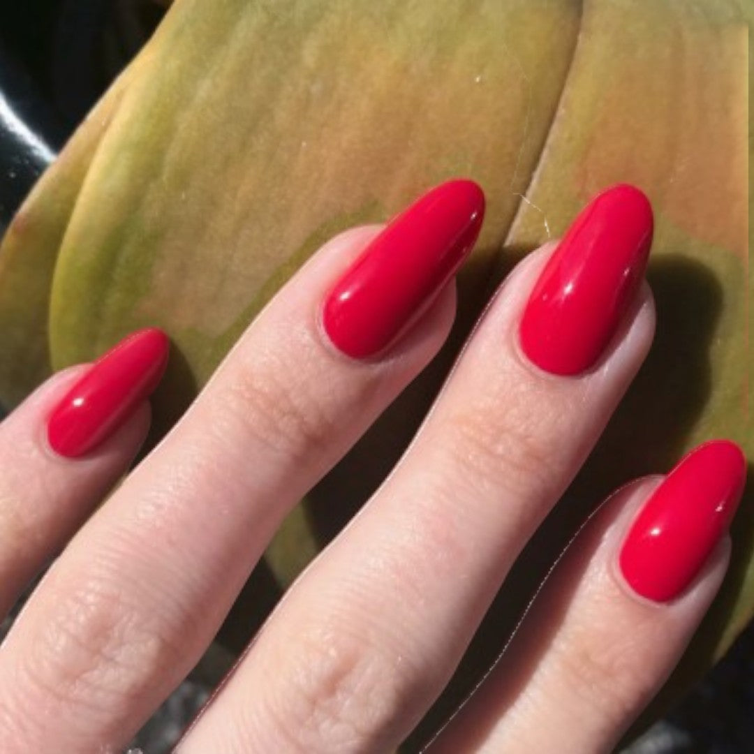 cnd vinylux, cnd vinylux nail polish, nail polish cnd vinylux, cnd vinylux canada, cnd vinylux polish, CND Vinylux 122 Lobster Roll