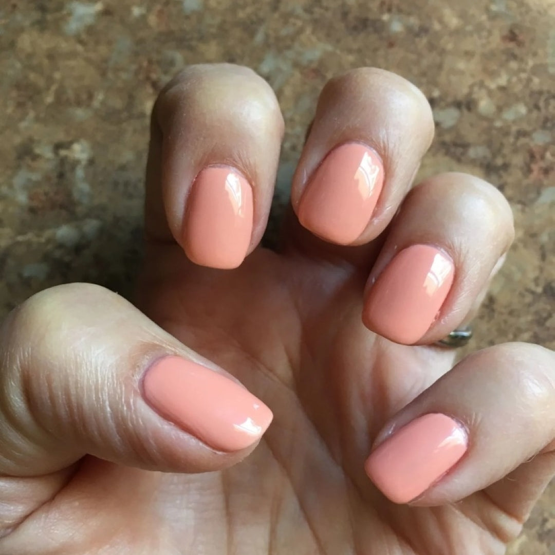 cnd vinylux, cnd vinylux nail polish, nail polish cnd vinylux, cnd vinylux canada, cnd vinylux polish, CND Vinylux 181 Salmon Run