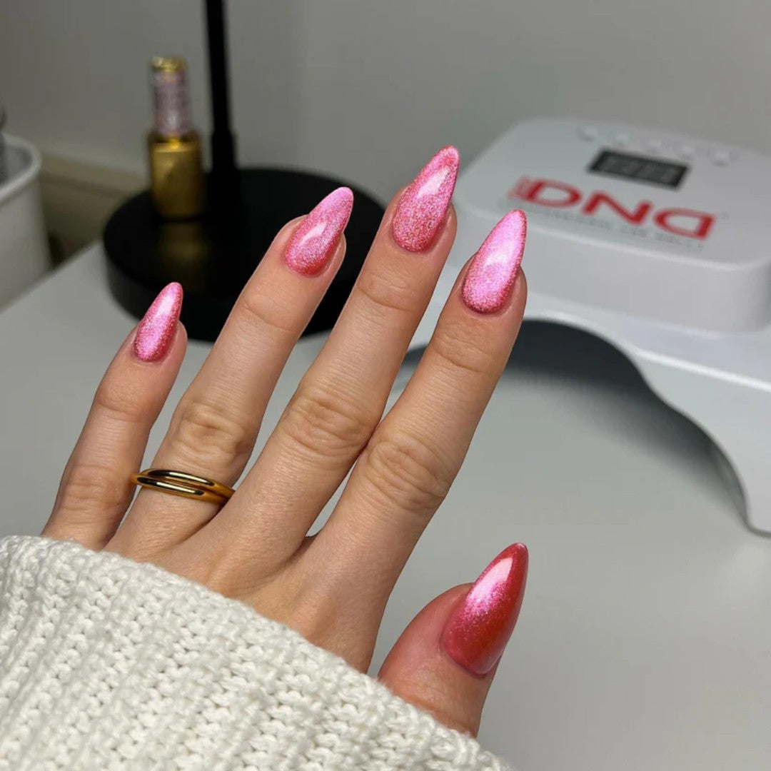 DND Diva 9D Cat Eye Gel Polish - Lollipop Pounce #13