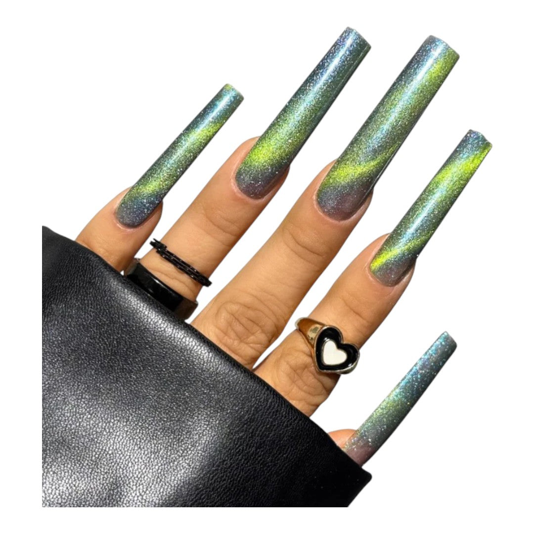 Nailz By Dev Cat Eye Gel Polish - Enchanted Forest