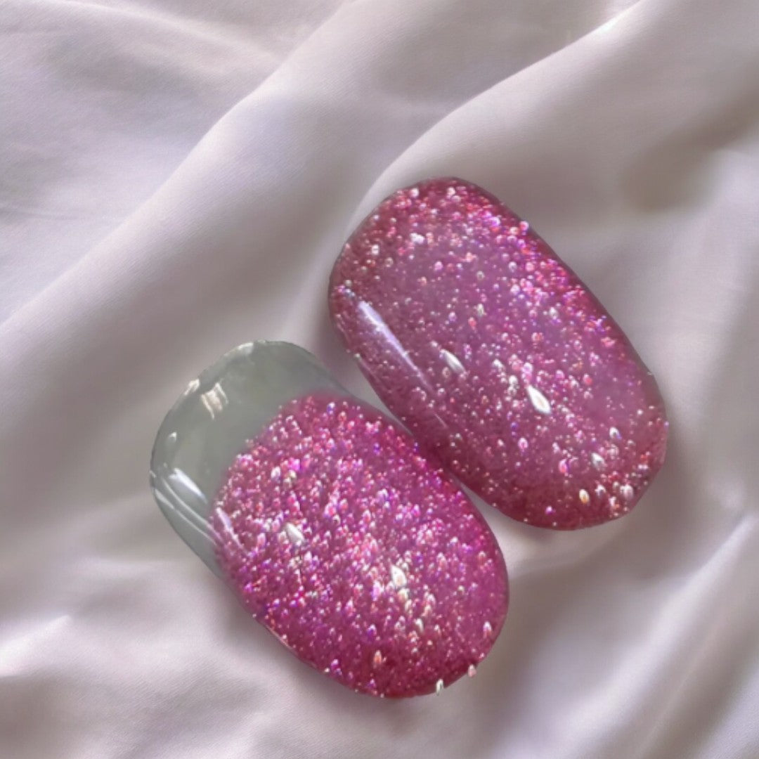 YHH Cat Eye Gel Polish - M05 Smoothie Magnetic Nail Polish