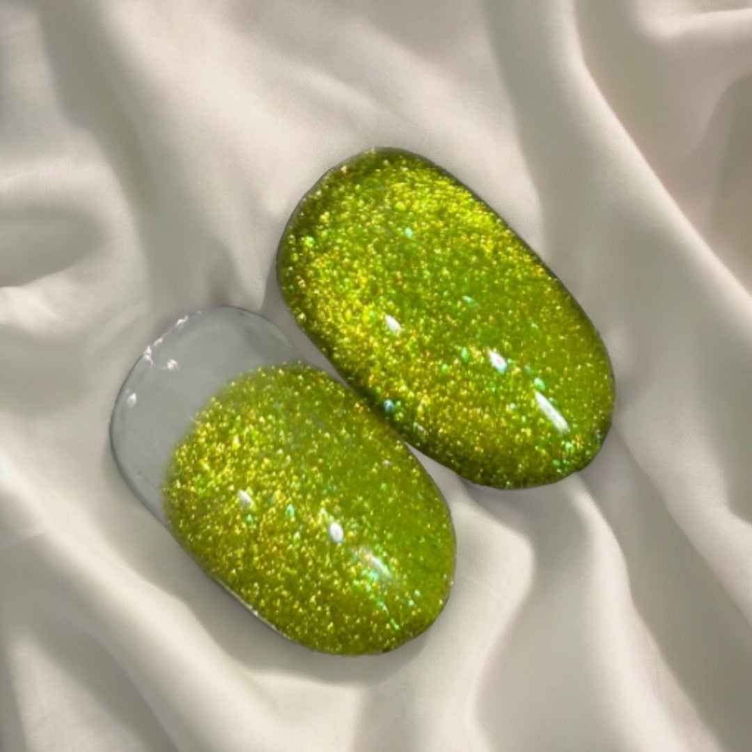 YHH Cat Eye Gel Polish - M18 Holographic Glitter Nail Polish