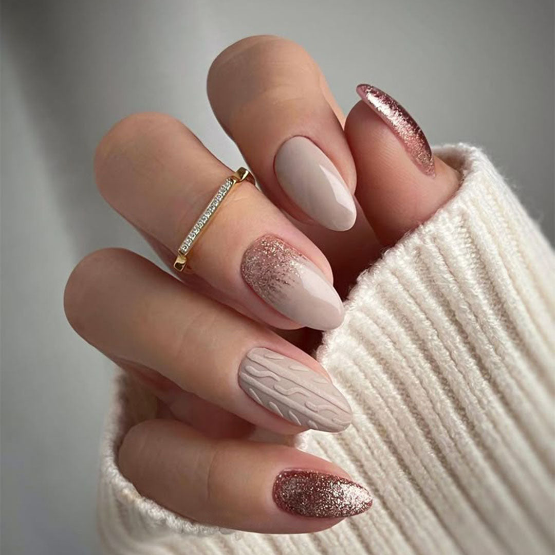 The Gel Bottle Studio Gel Rose Gold, glitter nails rose gold
