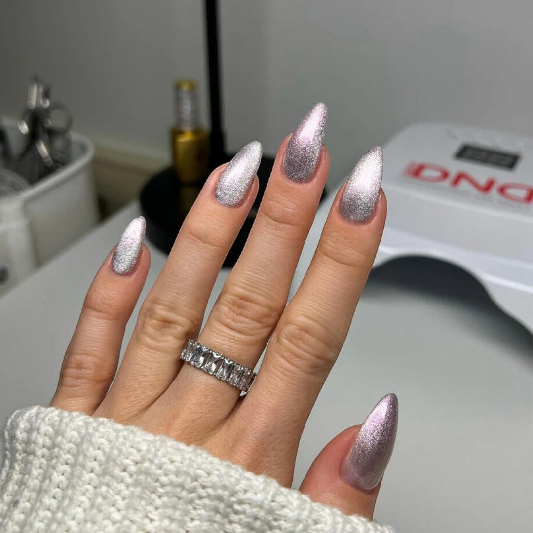 DND Diva 9D Cat Eye Gel Polish - Catty Ever After #32