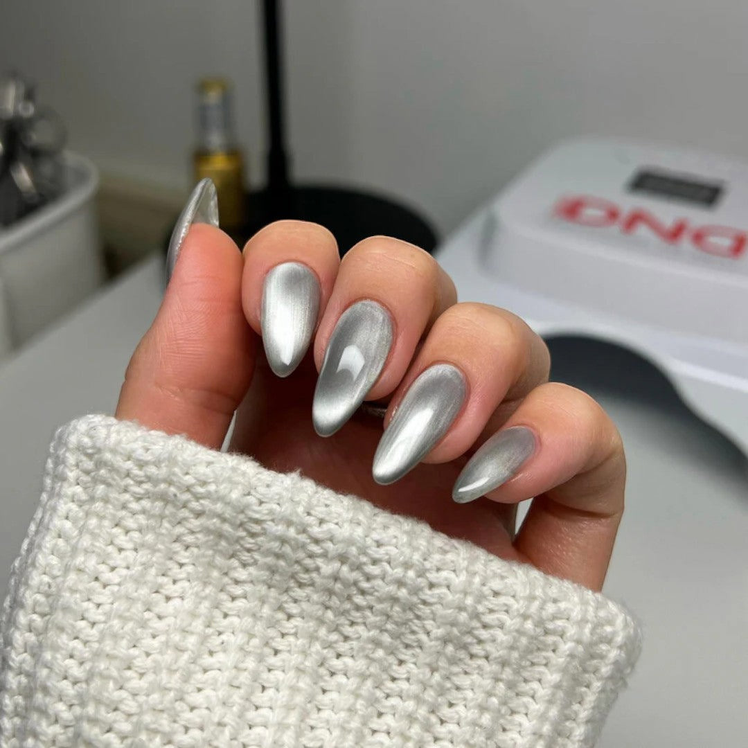 DND Diva 9D Cat Eye Gel Polish - Mirror-acle #01