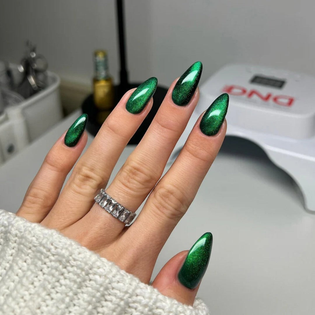 DND Diva 9D Cat Eye Gel Polish - Jungle Cat #05