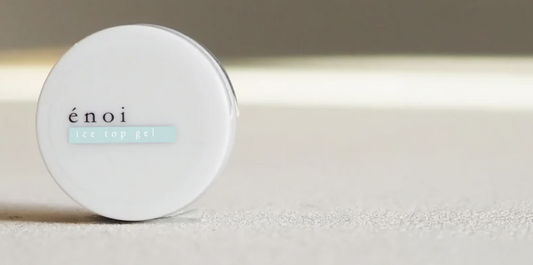 Énoi Ice Top Gel – The Perfect Balance of Strength, Shine &amp; Control