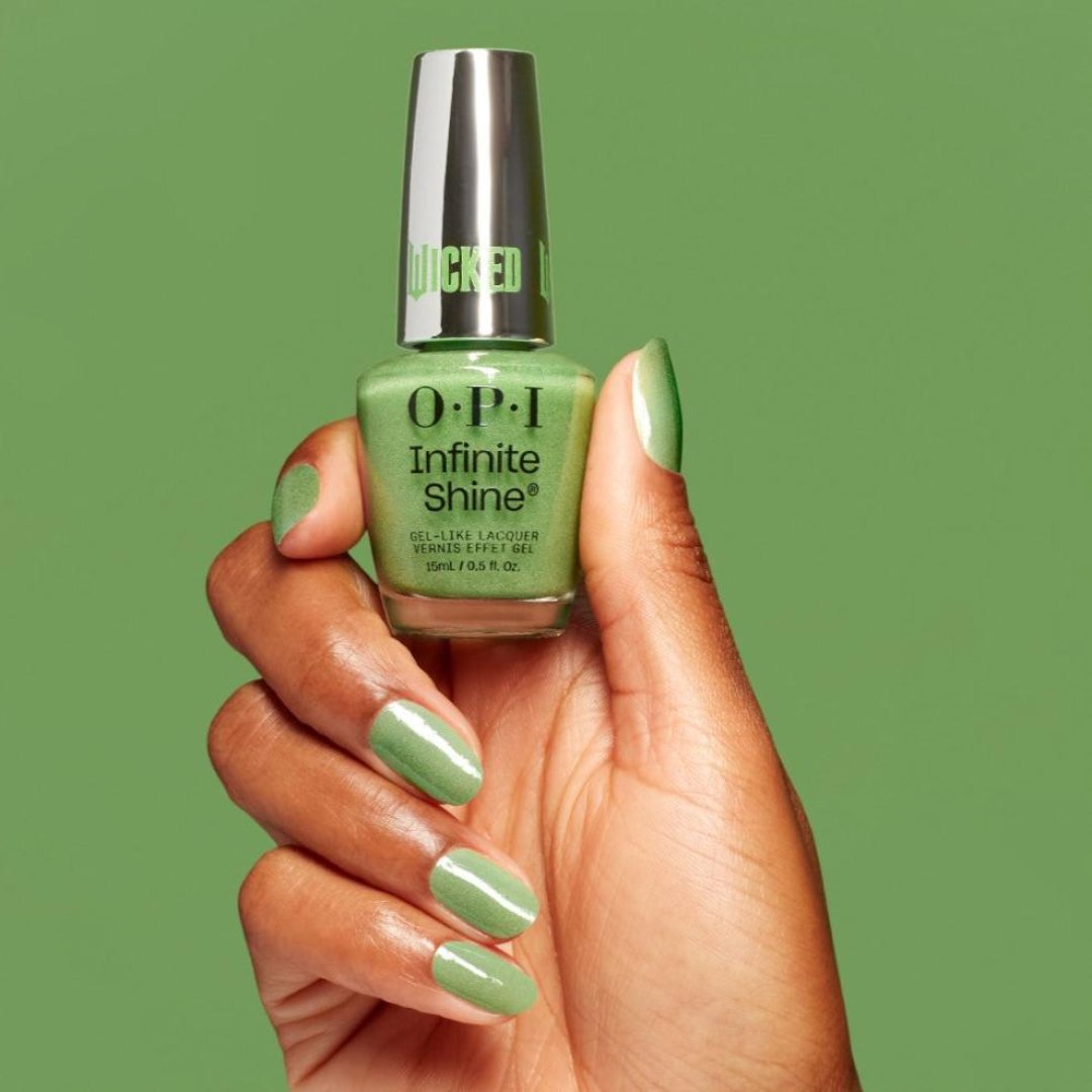 OPI Infinite Shine - OPI'm Phosphorescent! #ISLHRR15