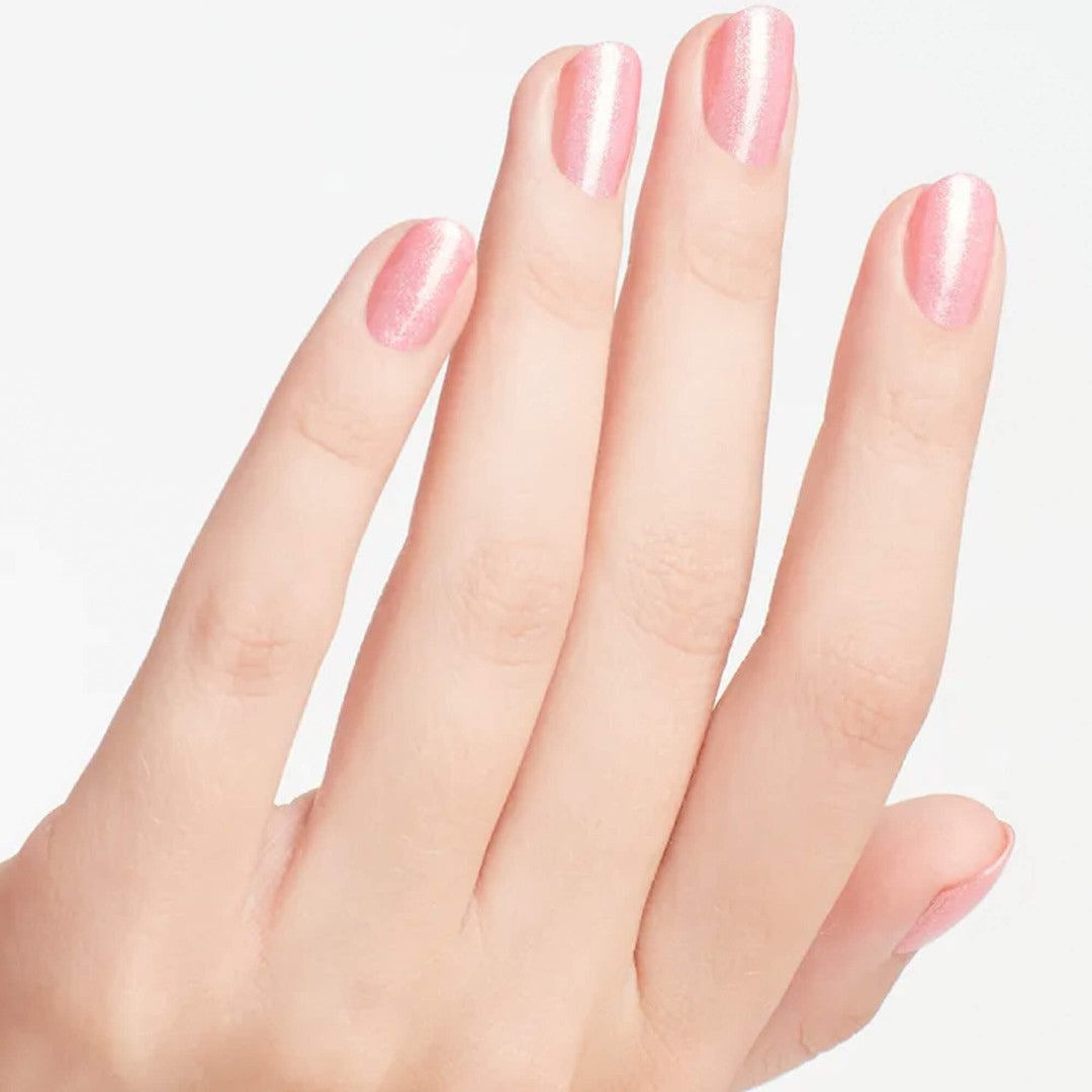 OPI Gel Colour - Princesses Rule! #GCR44