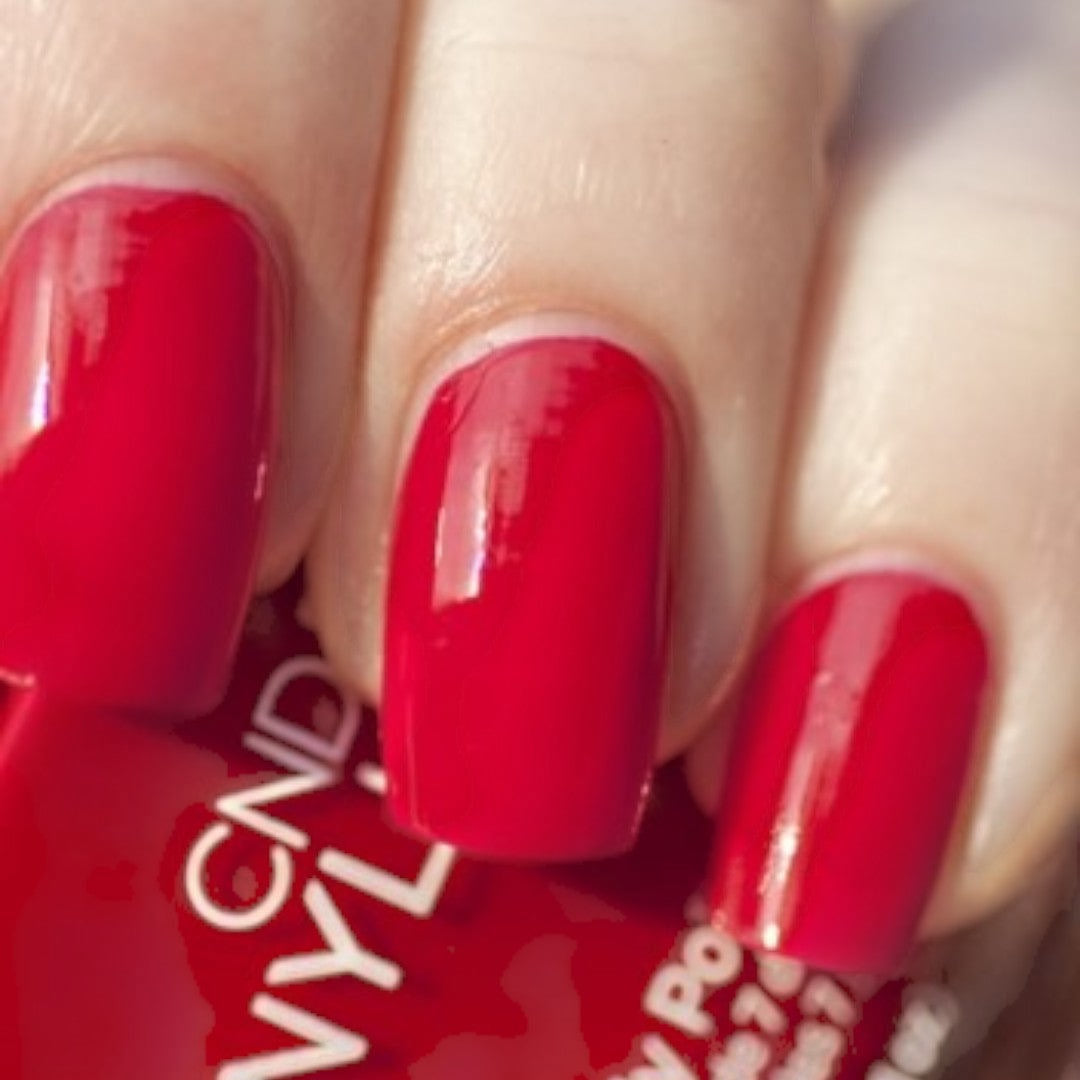 CND Vinylux - #143 Rouge Red