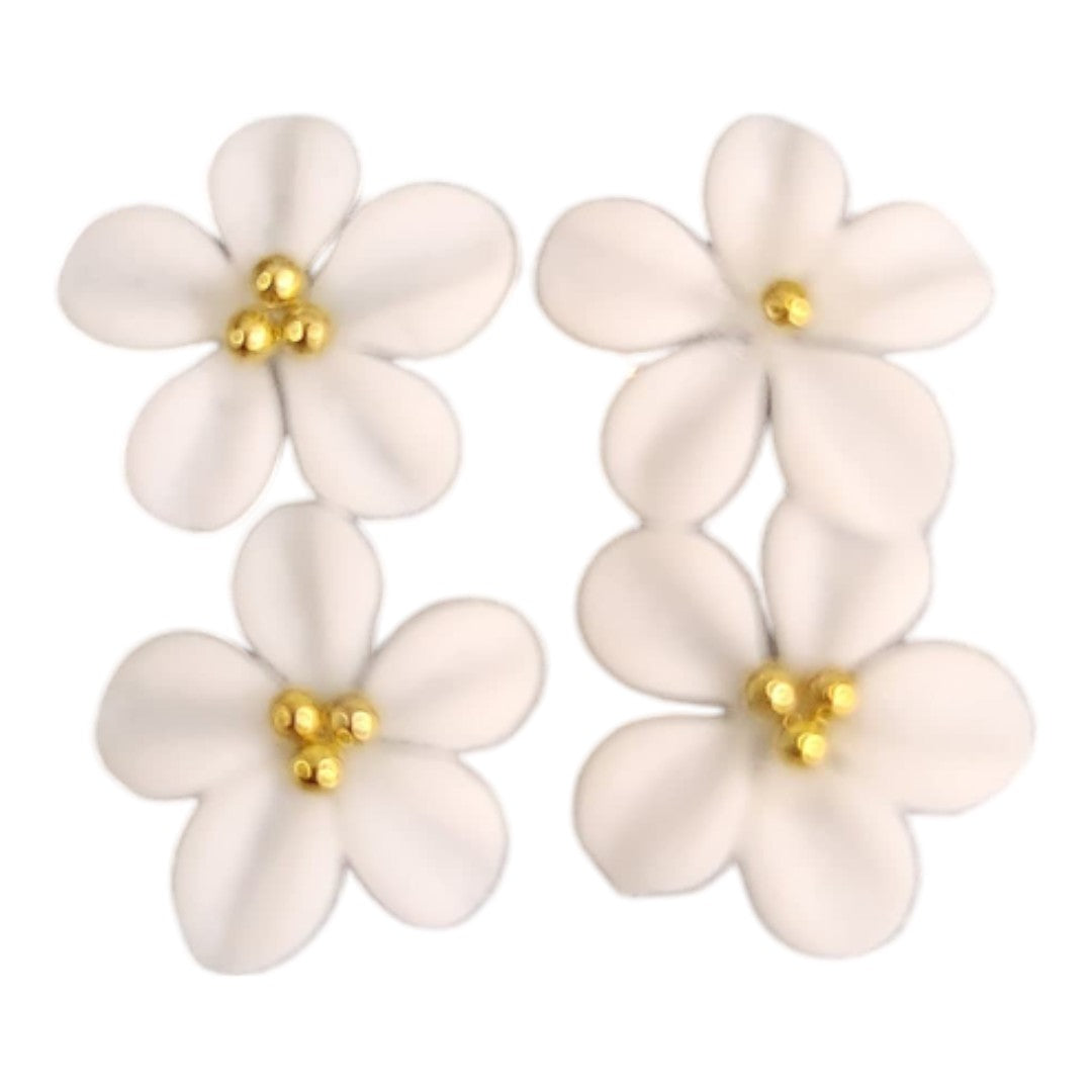 CNBS Nail Charms - 3D Handmade Acrylic White Flower Varied Style 4pcs