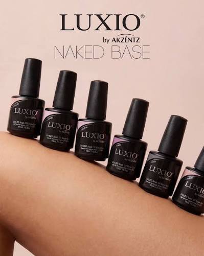Akzéntz Luxio Naked Base Collection