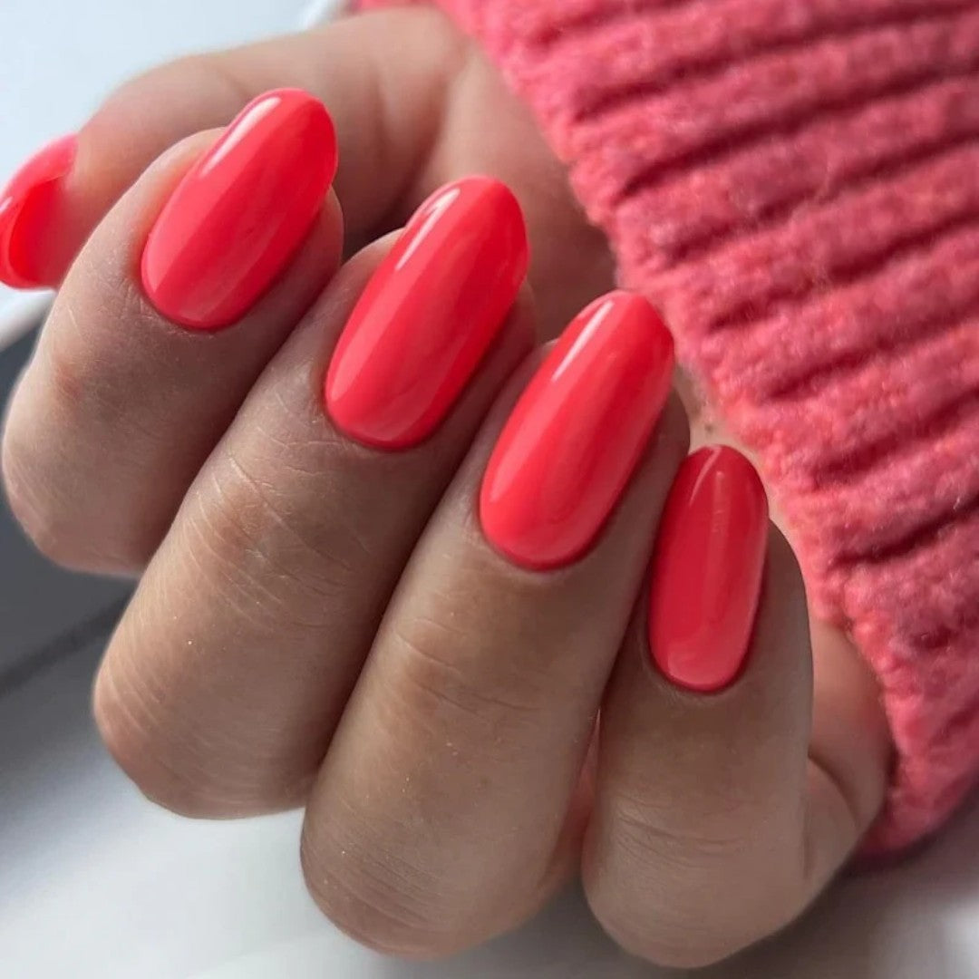 Luxio Gel Polish, Cosmo 079, Akzentz Canada