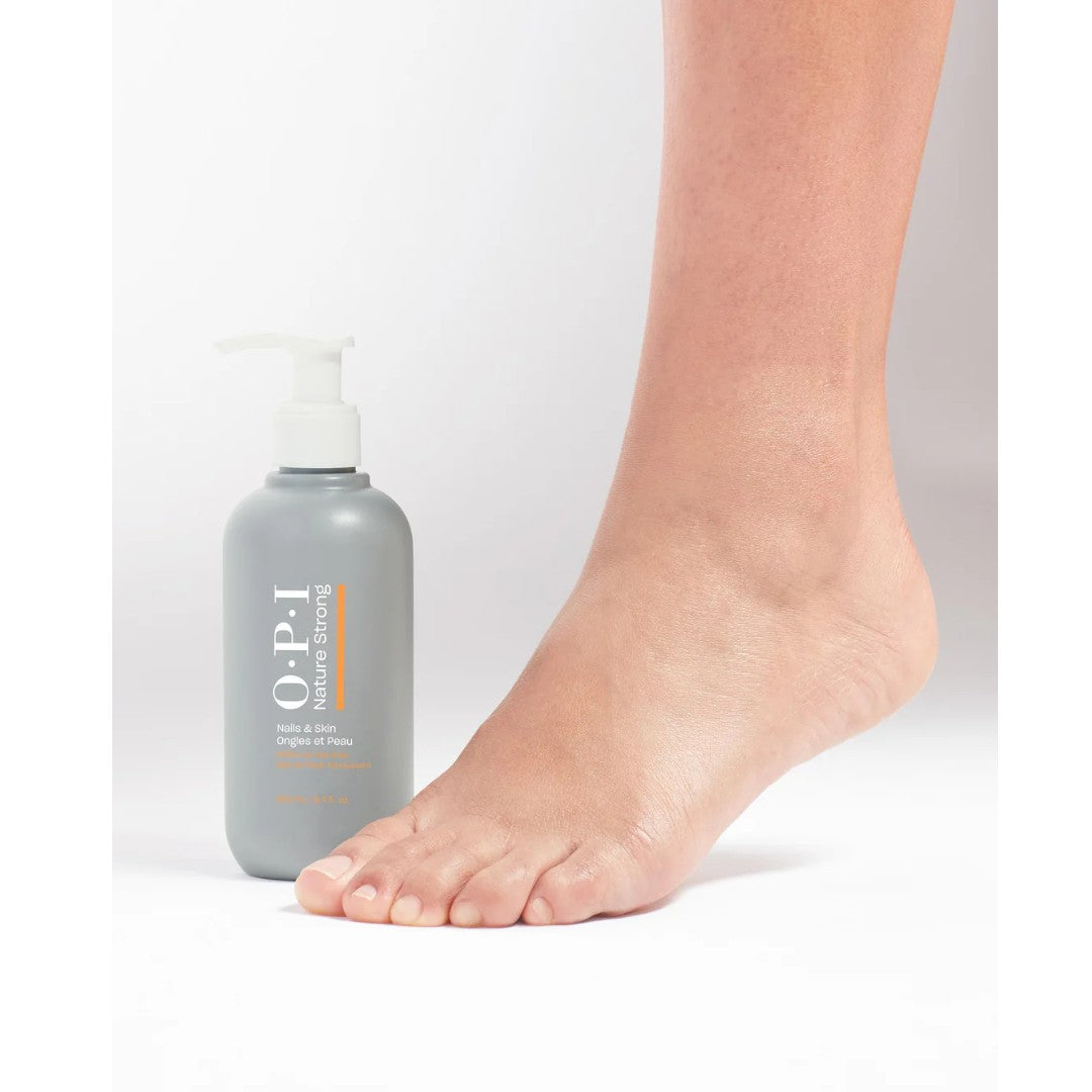 OPI Nature Strong - Soften Up Pedi Soak 250mL
