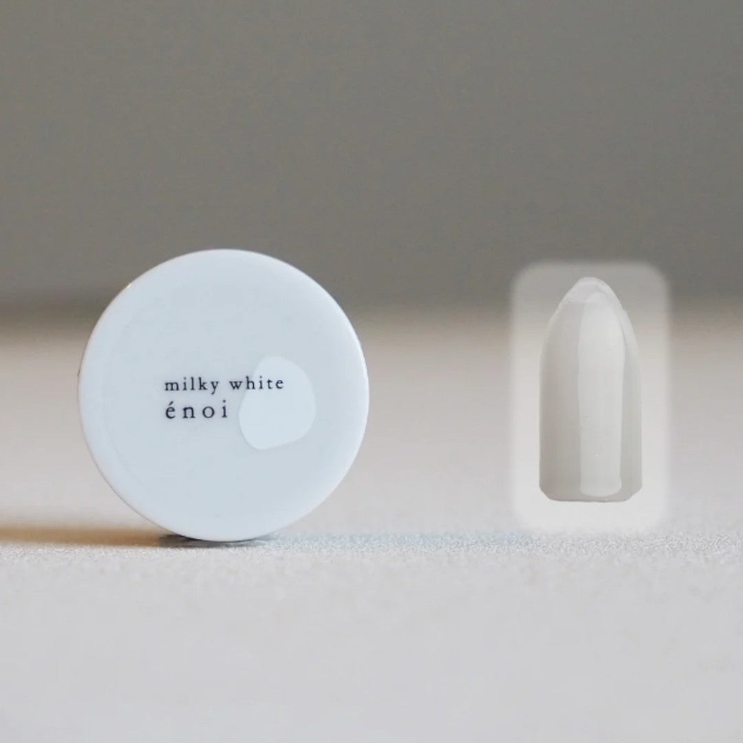 Japanese Hema-Free Milky White Gel Nail Polish - Énoi