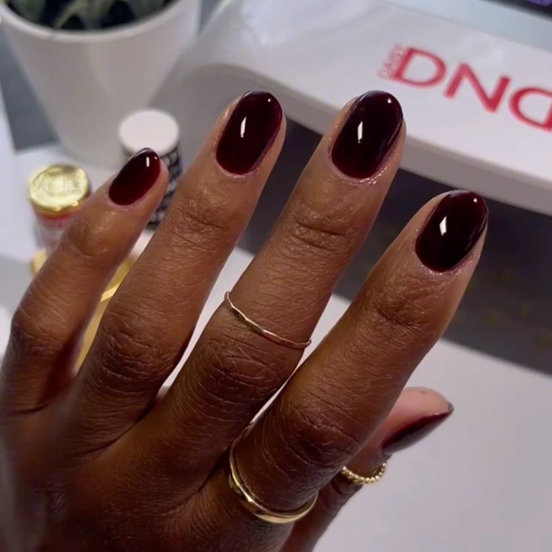 DND Gel - Garnet Red #633