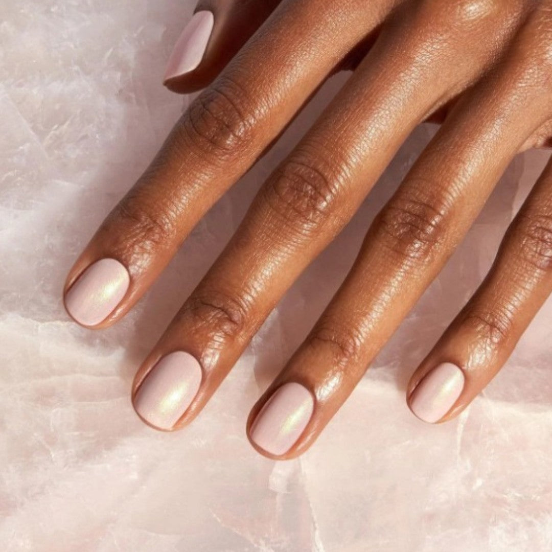 CND Vinylux - #329 Lovely Quartz