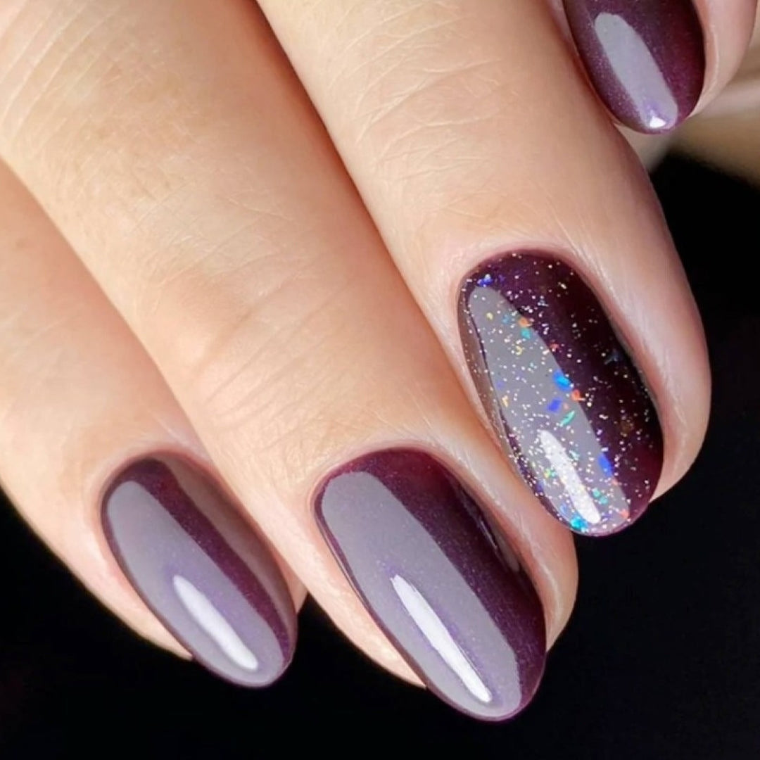 CND Vinylux - #175 Plum Paisley