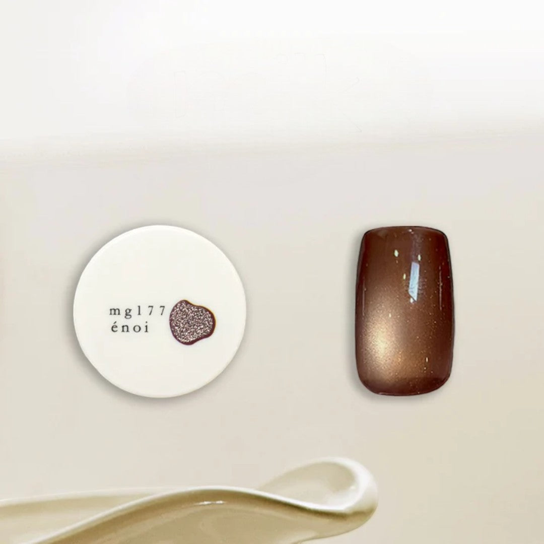 énoi Cat Eye Gel Polish - Milk Magnet #MG177
