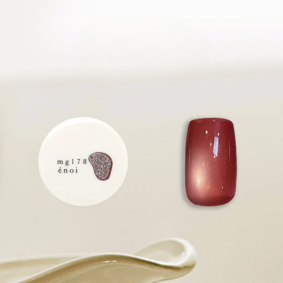 énoi Cat Eye Gel Polish - Milk Magnet #MG178