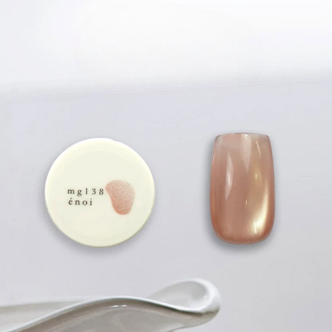 énoi Cat Eye Gel Polish - Milk Magnet MG137