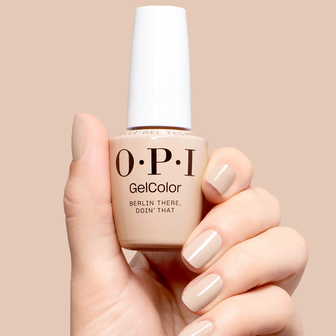 OPI Gel Colour - Berlin There, Doin' That #GCF045
