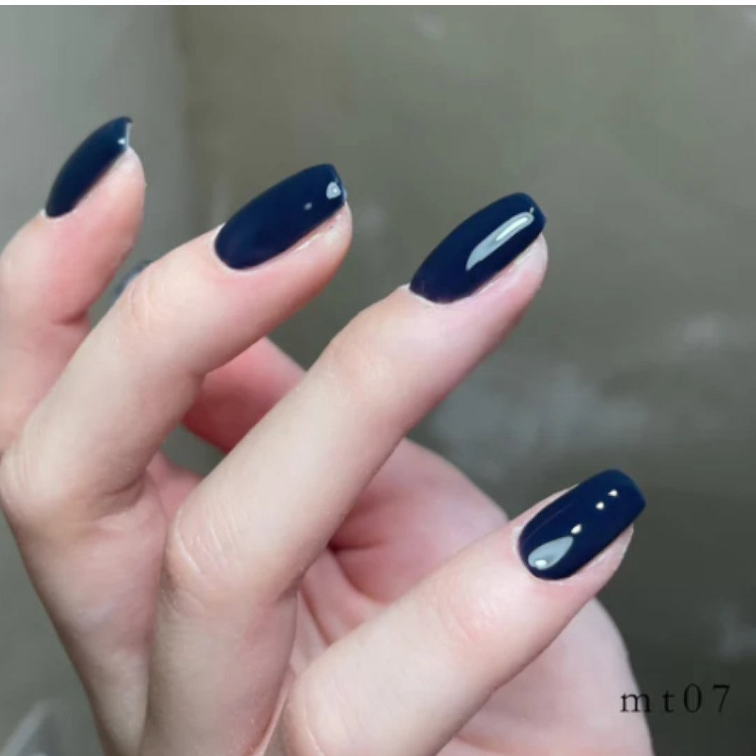 énoi Japanese Hema-Free Gel Nail Polish - Matte Series MT07