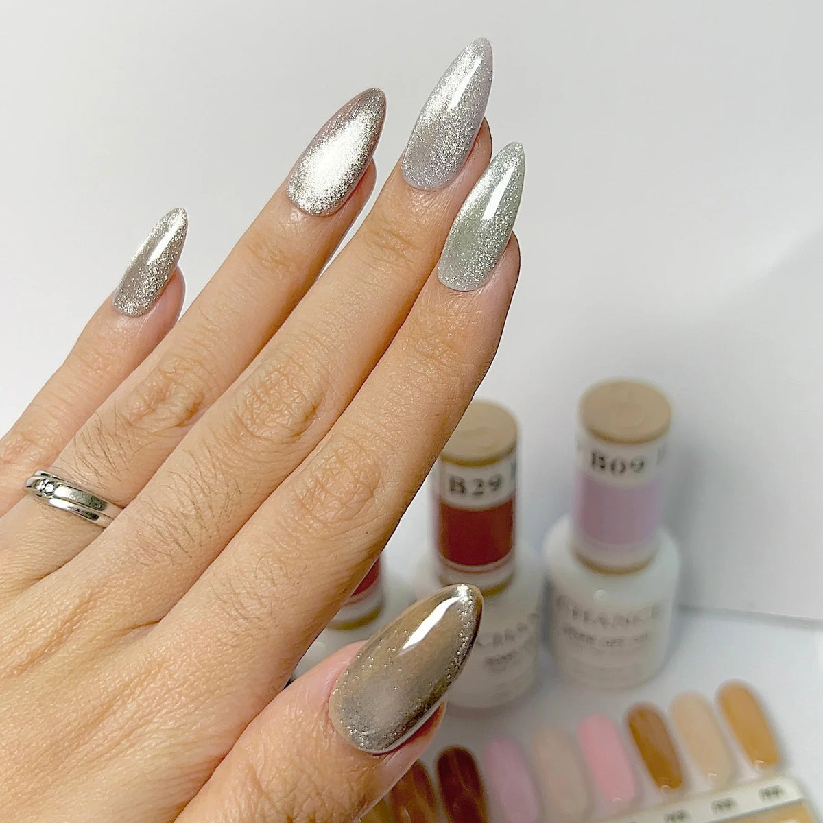 Cre8tion (HEMA/TPO-Free) Cat Eye Gel Polish - Silver