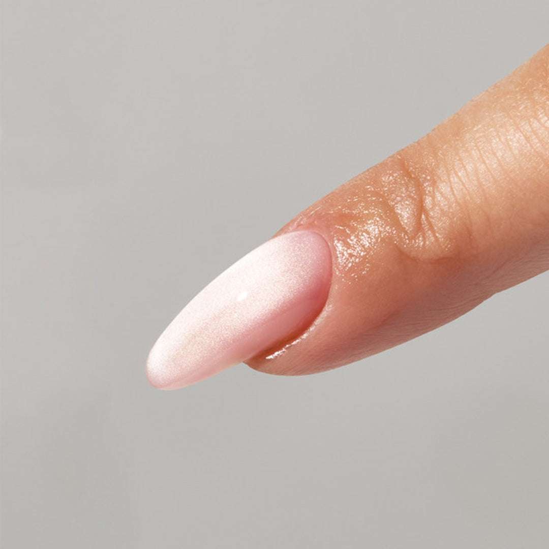 The GelBottle Cat Eye Gel Top Coat - Cherish